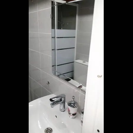 Stunning Loft Air Conditioning, Impressive Modern Conversion Apartment *